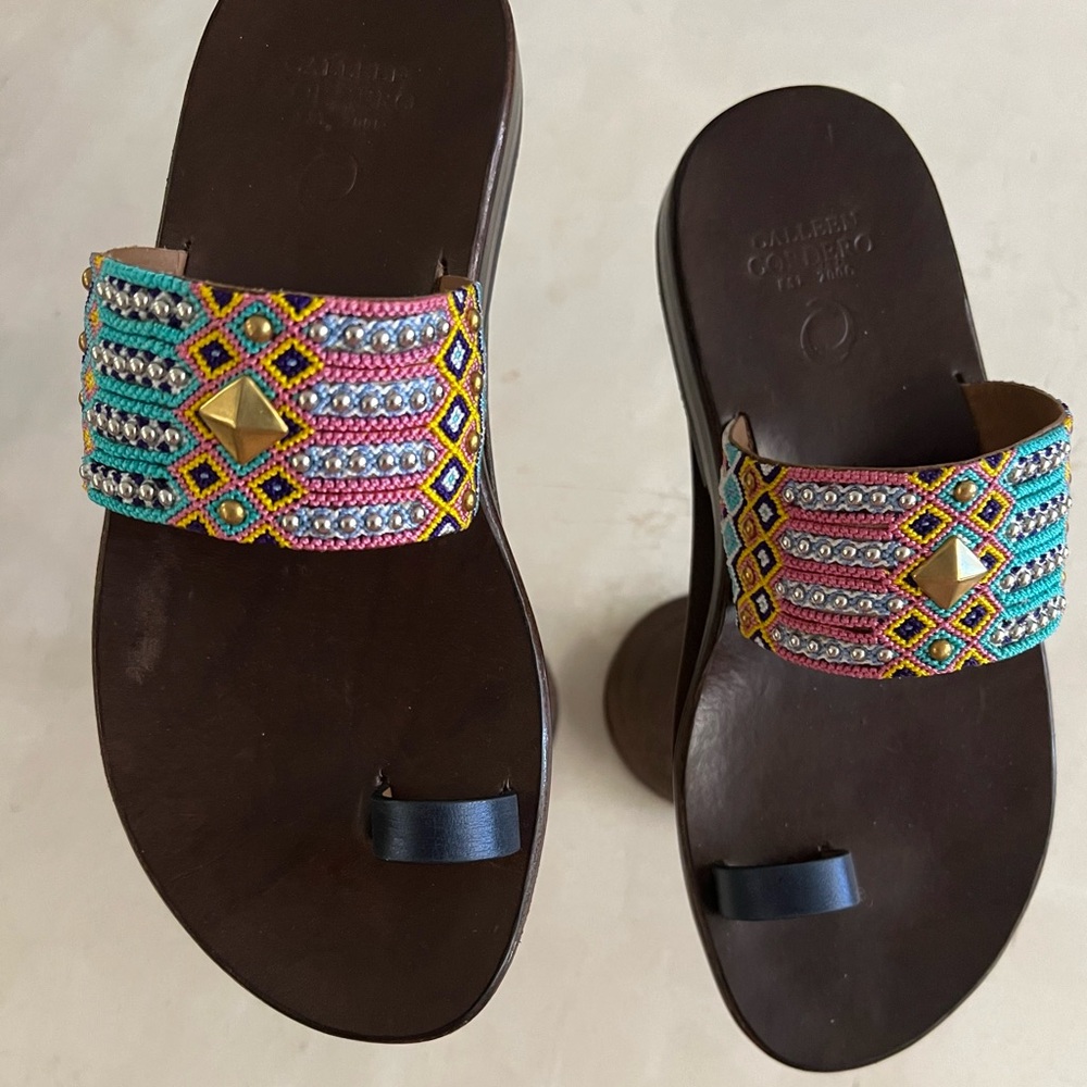 NWT - Colleen Cordero - Colorful Crochet Beaded Women's Sandals